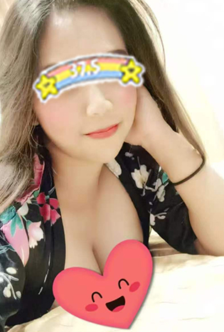 2320女孩.jpg